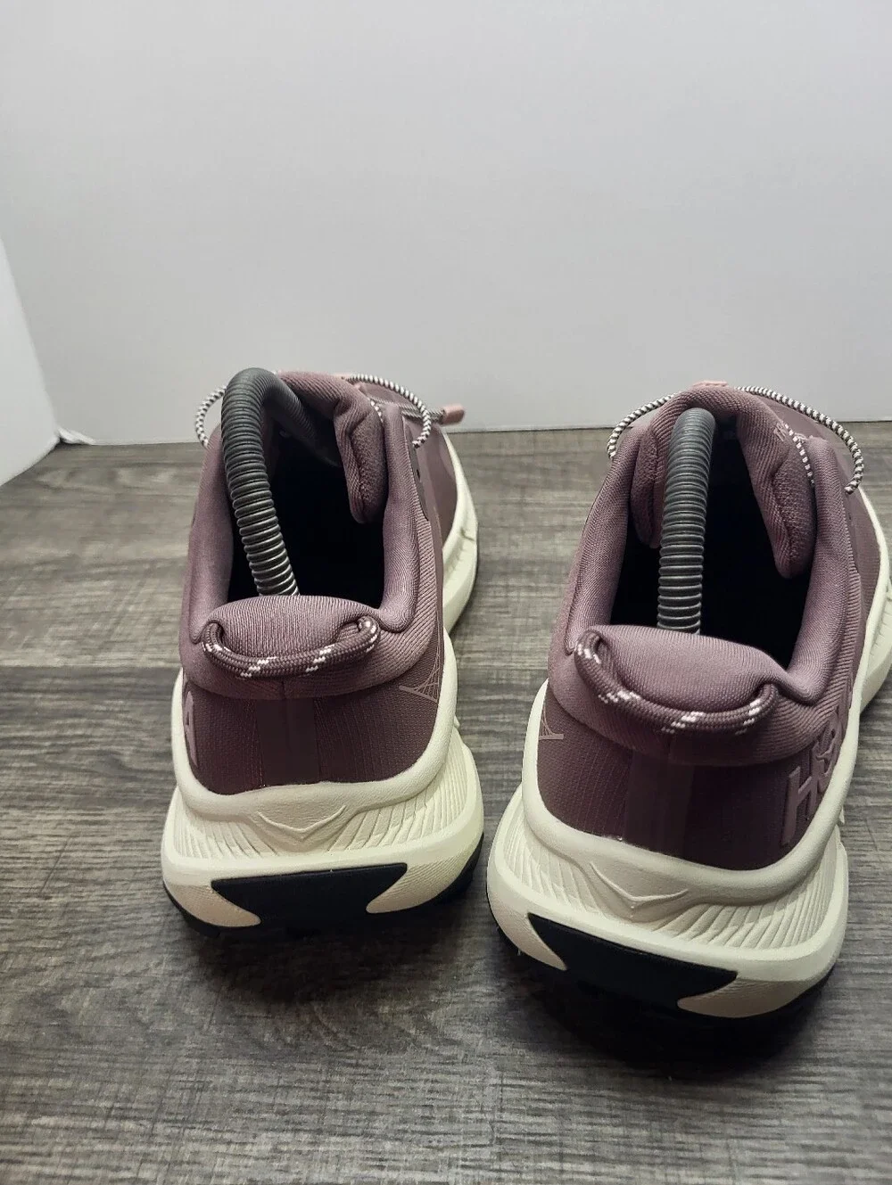 Hoka Transport Women Size 9 B Purple Smoky Quartz Oat Milk Trail Running Shoes